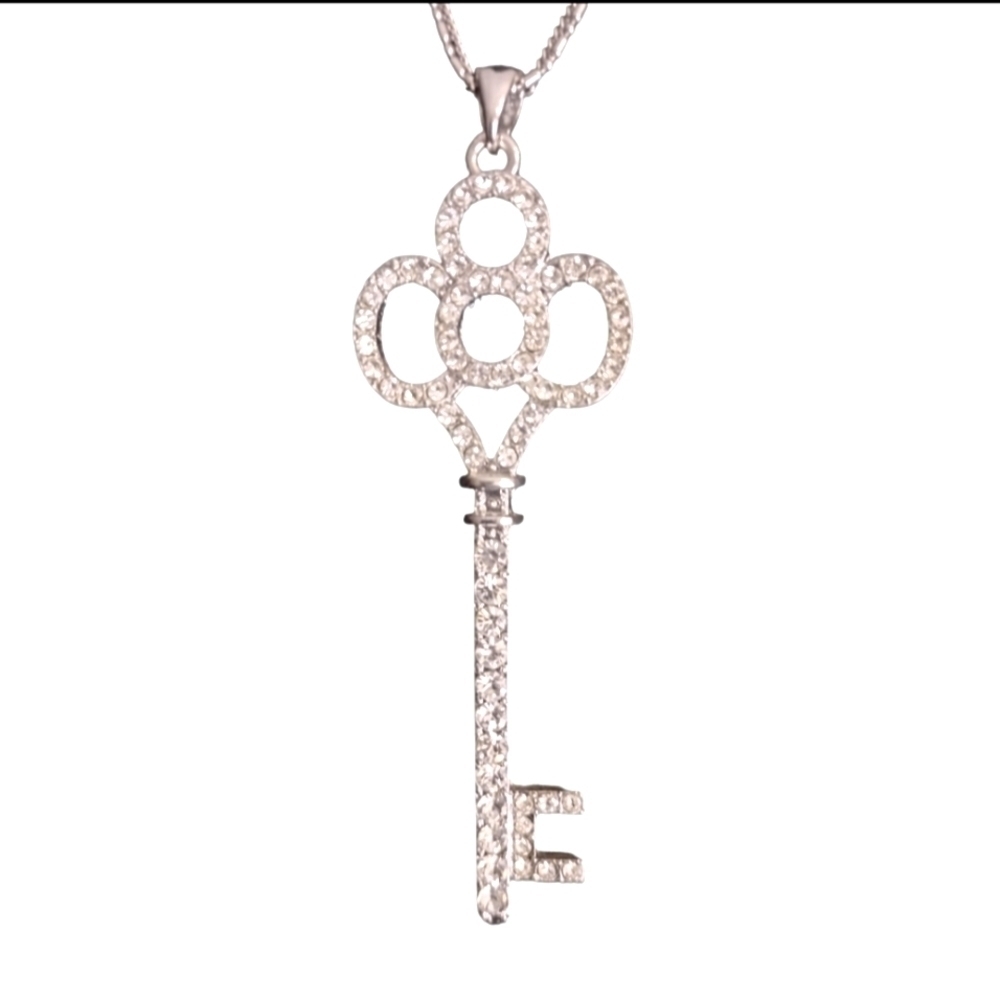 Rhinestone Key Necklace NWOT